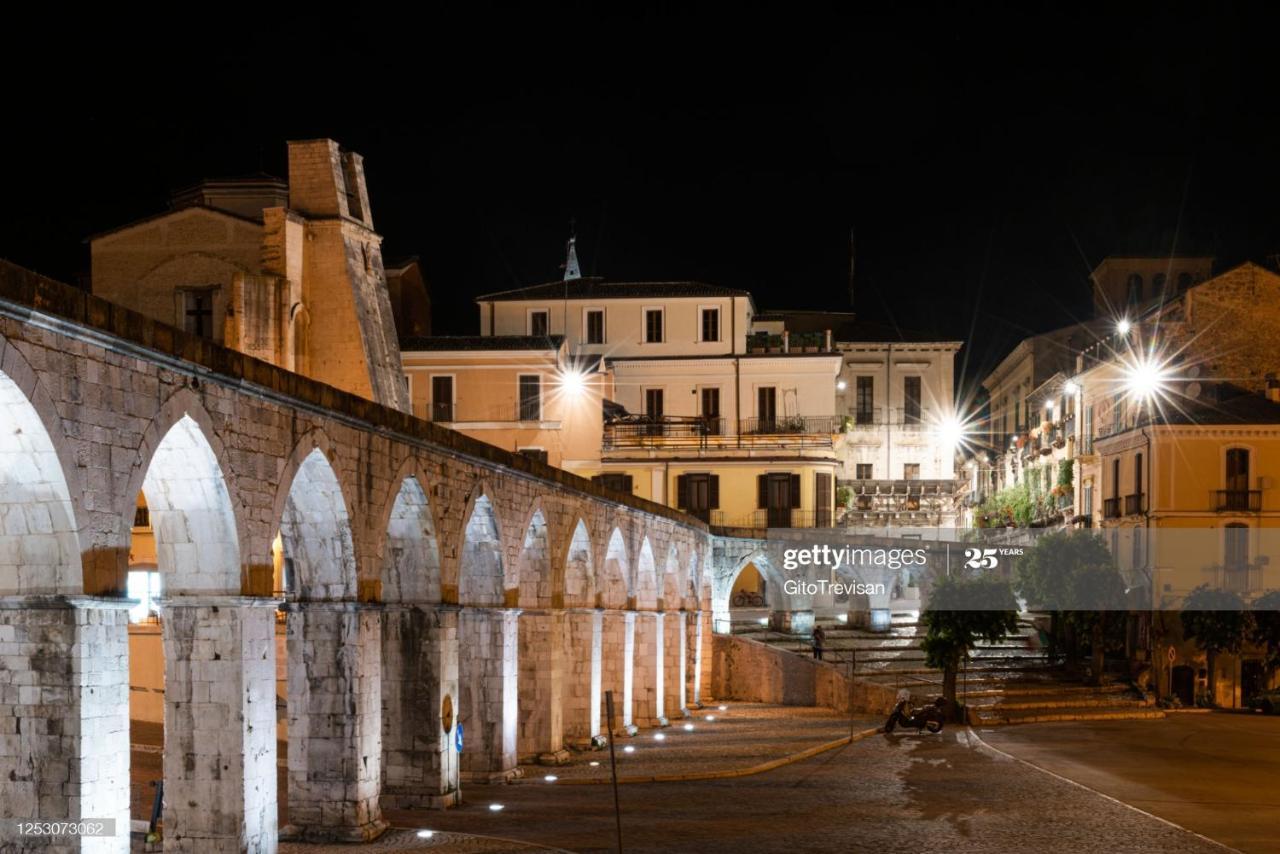 Dietro Piazza Maggiore Sulmona Exterior foto